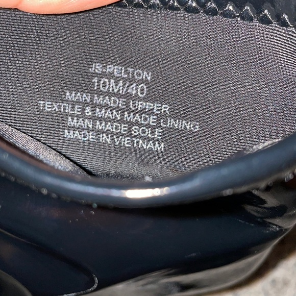 Jessica Simpson patent leather booties - Picture 4 of 5